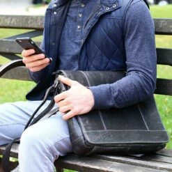 Jack Georges Voyager Full Size Messenger Bag Slate -SAMSONITE Store 7315slate lifestyle2