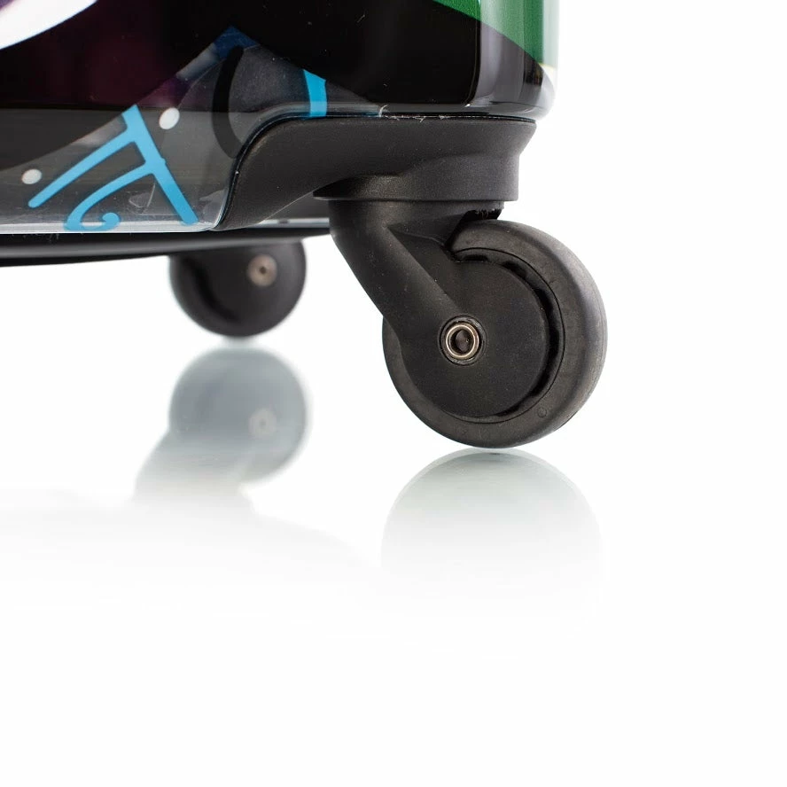 Heys Britto Butterfly Transparent 3pc Spinner Luggage Set 4 Heys Britto Butterfly Transparent 3pc Spinner Luggage Set - Image 2