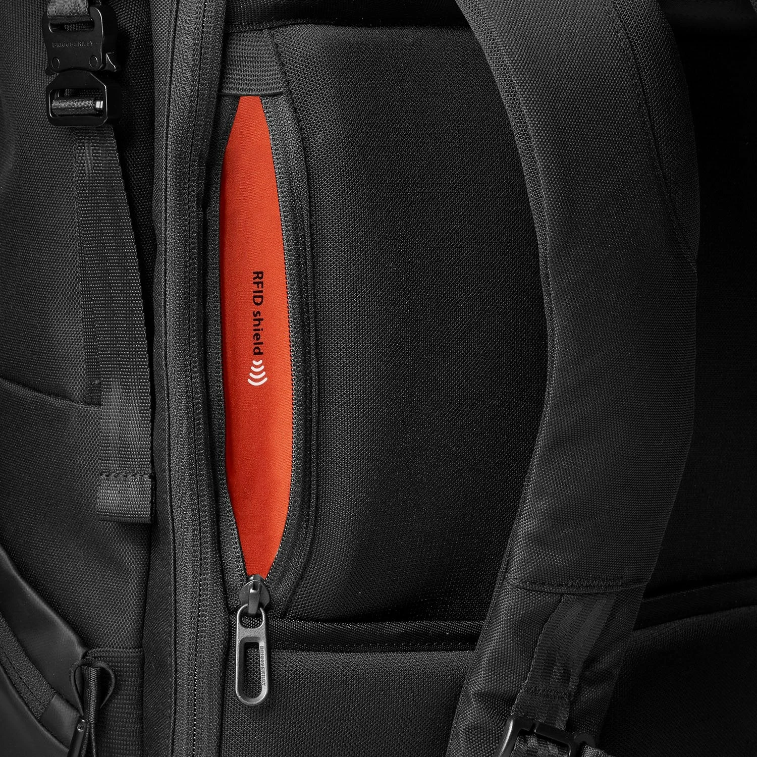 Briggs & Riley Delve Large Roll-Top Backpack 9 Briggs & Riley Delve Large Roll-Top Backpack - Image 7