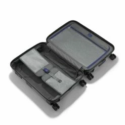 Zero Halliburton Edge Lightweight Medium Travel Case 31 Zero Halliburton Edge Lightweight Medium Travel Case -SAMSONITE Store zero 80022 01 black open