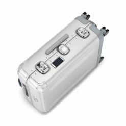 Zero Halliburton Pursuit Aluminum Medium Travel Case -SAMSONITE Store zero 94227 05 silver side wb